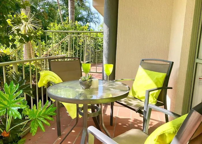 Mermaid Beach 2Br Heated Pool